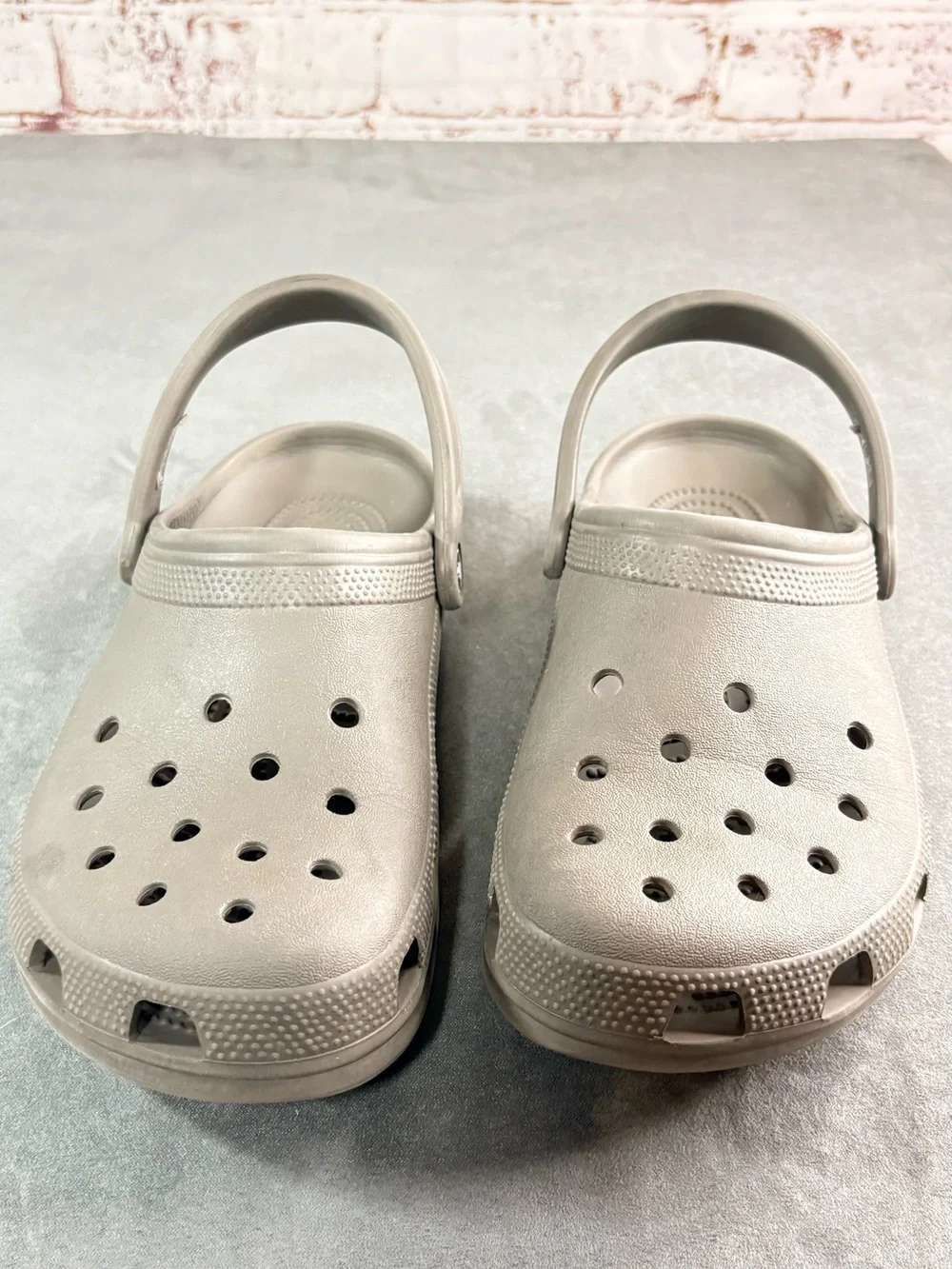CROCS comfortable slip